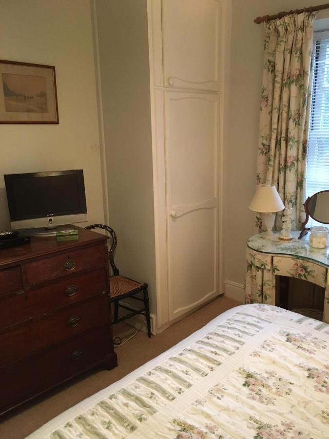 אברגאבני The Old Rectory Bed & Breakfast מראה חיצוני תמונה